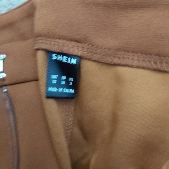 Burnt orange trousers - Picture 2 of 4